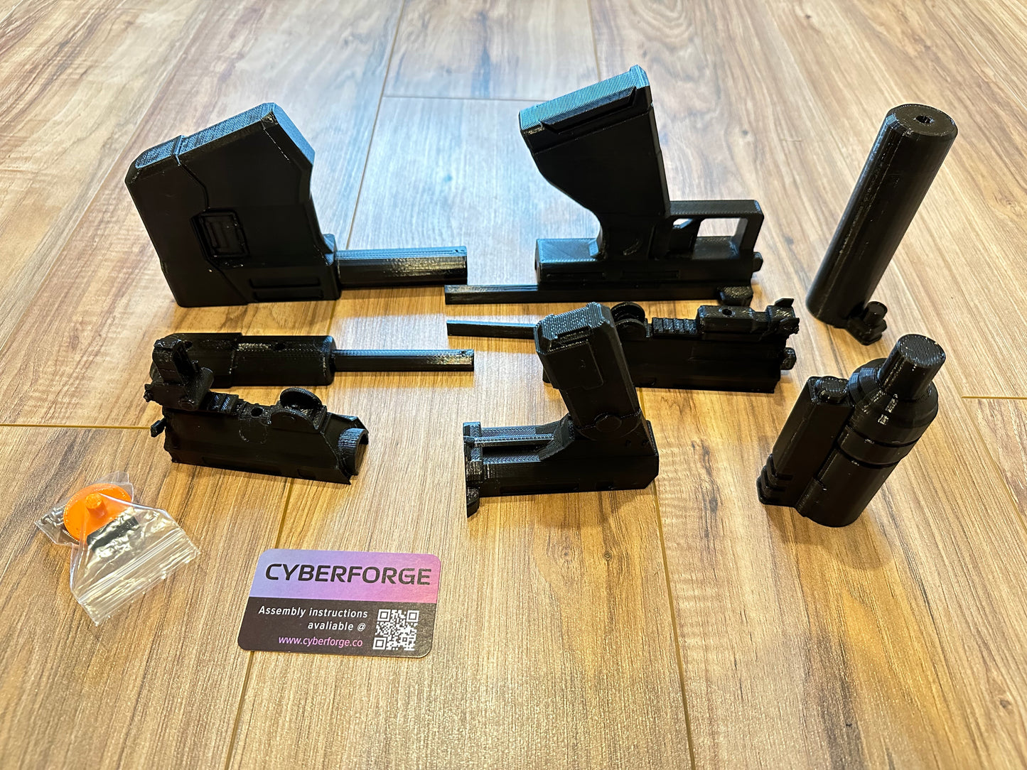 SMG Prop Kit Like the One in Halo 3 ODST, with removable magazine