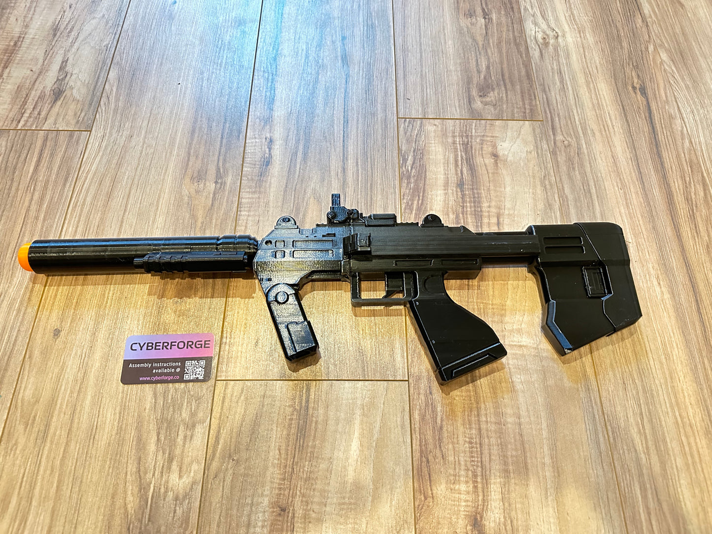 SMG Prop Kit Like the One in Halo 3 ODST, with removable magazine
