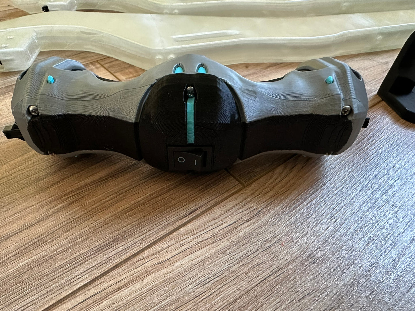 Fully assembled Energy Sword With white LEDs and internal batteries. Like The One In The Halo Series, 3d printed, Cosplay